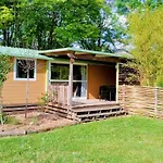 Convivial Pour Familles Avec Terrasse Accessible - Api-1-52-1019 Vendoire