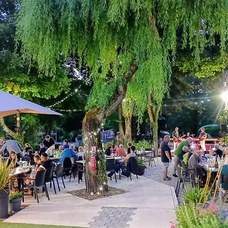 Campingplads Convivial Pour Familles Avec Terrasse Accessible - Api-1-52-1019 Vendoire