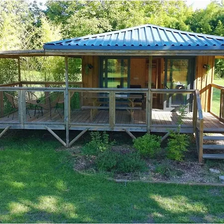 Convivial Pour Familles Avec Terrasse Accessible - Api-1-52-1019 Campingplads
