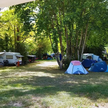 Convivial Pour Familles Avec Terrasse Accessible - Api-1-52-1019 Campingplads *